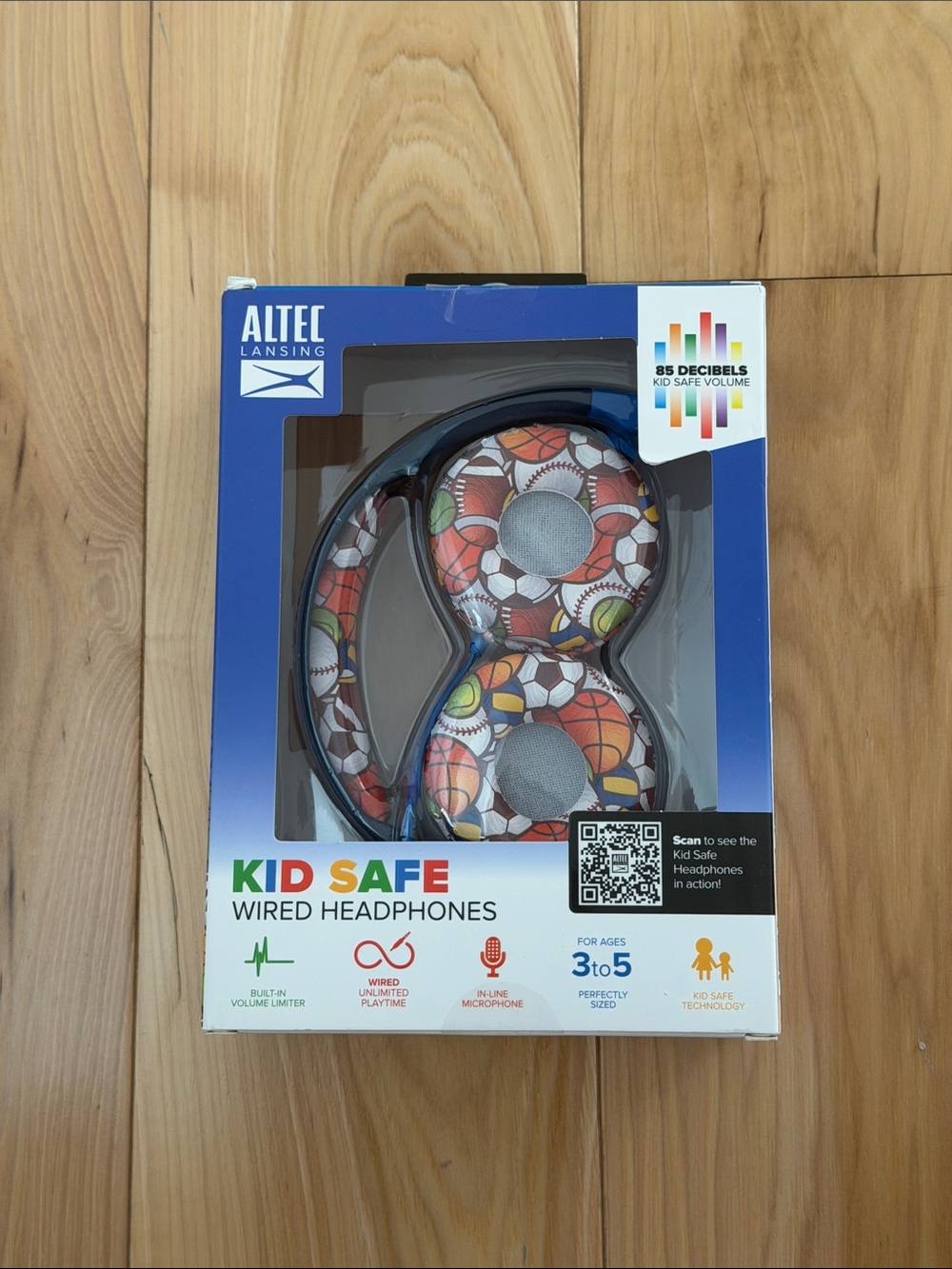 Kids Safe Wired Headphones - Multicolor Sports Pattern